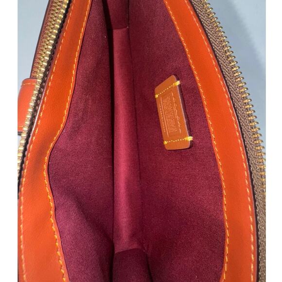 Coach Noa Pop Up Messenger In Signature Canvas - Picture 8 of 9